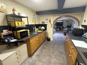 Photo 19- click for photo gallery